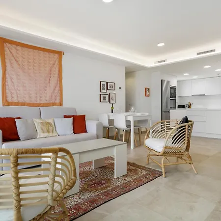 Infinity Pool By Costarentals - Ref M44 Apartment